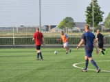 Training lagere seniorenteams S.K.N.W.K. van donderdag 1 mei 2025 (39/87)